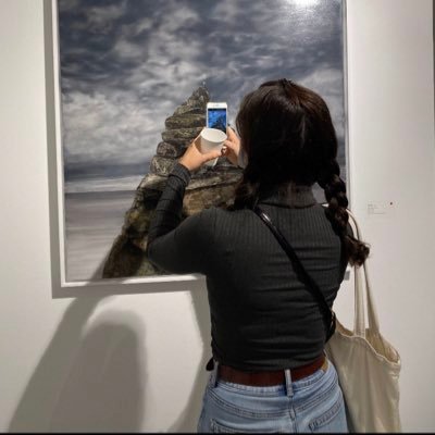 felyxieacad's profile picture. art visitor in paris