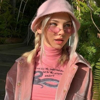 angellwt__'s profile picture. 𝒎𝒖𝒍𝒕𝒊𝒇𝒂𝒏𝒅𝒐𝒎 • 𝒃𝒐𝒐𝒌𝒔𝒕𝒂𝒏  { 𝒆𝒍𝒂/𝒅𝒆𝒍𝒂 }