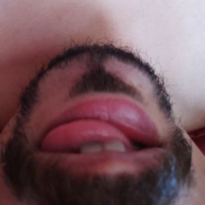 Bisex, versátil+pas, 29 años, fotitos de 🍑 y más.
