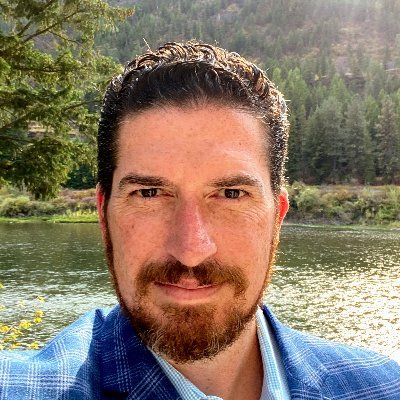 Husband, father of two, veteran, and sales leader. I have a passion for leadership, beer, and technology...did I mention beer?