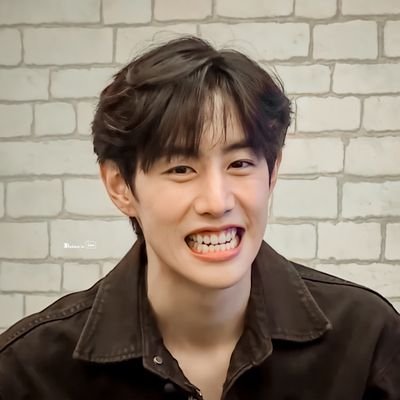 cant choose any bias just love #GOT7
another fan acc for @igot7_aa
*granny ahgase*
one of Igot💚