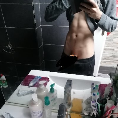 21 years old dom male living in France. Here to find content when not with his own cutie