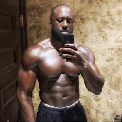 ItsNapper's profile picture. 📍Dubai ▪️Boxing Management ▪️Influencer Marketing