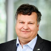 Computer scientist @ISTAustria @forwit_at @ERC_Research @theNASciences @royalsociety @Leopoldina @oeaw @acad_euro