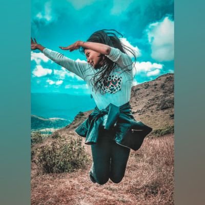 rupini_k's profile picture. 