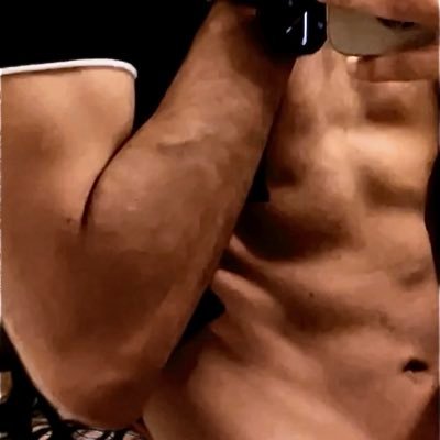 d18b6b73's profile picture. فحل اسمر 🍆 كبييير (70 - 175 ) اذا من الدمام والخبر وجوك 🍆 حياك خاص او سناب 👻: https://t.co/W5w4wEpDEN