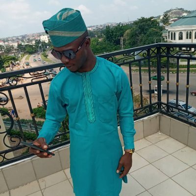 🍀Urban planner🍀
🍀Surveyor🍀 
🍀G.I.S Analyst.🍀
🍀Guitarist 🎸🍀
🍀Man United fan❤🍀