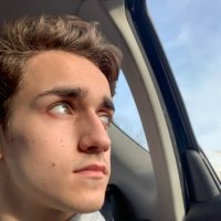 Adam (@adamrve) 's Twitter Profile