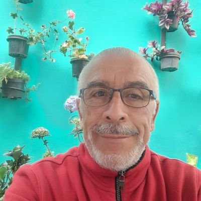 Abogado Externadista 1981, Especialización en Derecho Penal.disciplinario y Contratación Estatal. Litigante Derecho Penal- Civil.