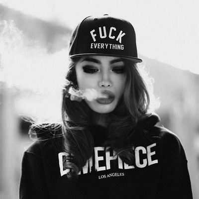 Holarehola1's profile picture. This is where I post my sad thoughts.