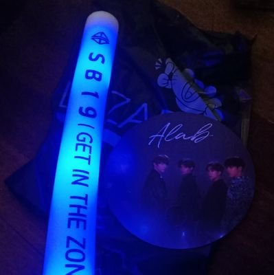 KenTellB19's profile picture. 