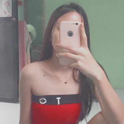 Val_feria's profile picture. 🧟‍♂️