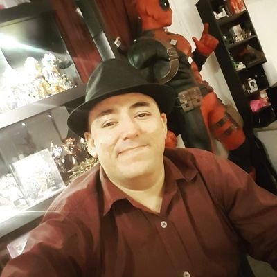 ROCKERLM's profile picture. Always is time to party on 
y de seguir triunfando rotundamente n la vida