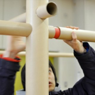 ボランタリー建築家機構。建築家坂茂による災害支援プロジェクトの公式Twitter。Voluntary Architects' Network DISASTER RELIEF PROJECTS by Shigeru Ban.