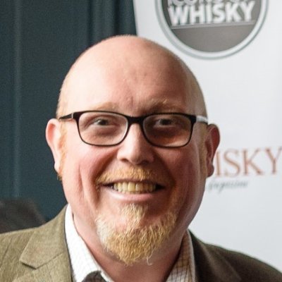 Family, Football, Politics, Reading & Whisky/Whiskey.  Sales Manager at @UrbanBarUK