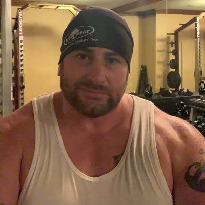 SteveCastro9804's profile picture. fun loving smart ass and pizza connoisseur