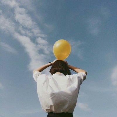 fatiima_mb's profile picture. CS | Data | Dreams | Music | The distance between your dreams and reality is called action 🌟