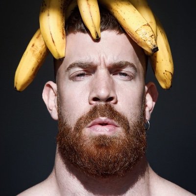 🐻Bear in underwear - last seen shooting a lumberjack in the woods. All honey is homemade. 🍯📸 BOOKINGS AVAILABLE