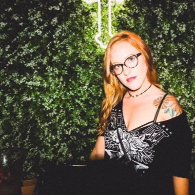 KayyLeeMariee's profile picture. no littering