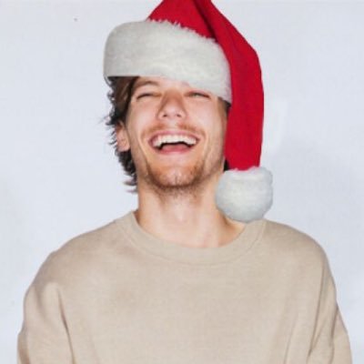 #LOUIS: love life for the moment, because everything else is uncertain | track 2 on hs3 and 8 on lt2 | she/her