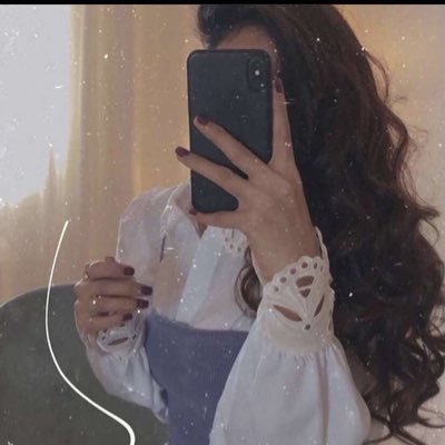 ‏رِضآ قلبيِ كُله على , طَرف ضِحكته🗒️❤️