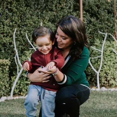 MaryBernal's profile picture. Image consultant, Makeup artist , repostera pero lo más importante ... Mamá! @papelee_mx