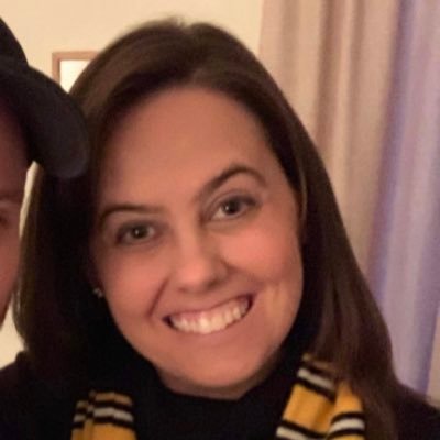 labieryla's profile picture. History Teacher at Oakton High School