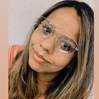 tatatalopes's profile picture. I'm not a girl, not yet a woman
