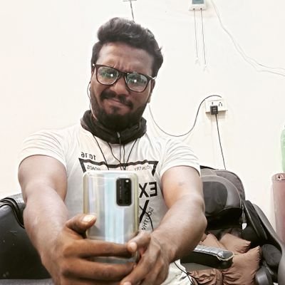 JaiHoSelva's profile picture. சித்தன் 
பித்தன் 
புத்தன்
வித்தன் 
ஜித்தன் 
கெத்தன்