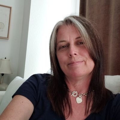 leighannehagar's profile picture. 