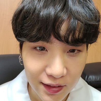 ℍ𝕀 𝔾𝕌𝕐𝕊
𝕀'𝕄 𝔸ℝ𝕄𝕐 𝔽𝕆ℝ𝔼𝕍𝔼ℝ⟭⟬ ᴮᴱ
|'爪 千卂几 ㄒ卄乇 乃ㄒ丂@bts_twt ␈
𝙸𝙿𝚄𝚁𝙿𝙻𝙴 𝚈𝙾𝚄💜🌈🔮
방탄소년단🔮 김남존,김석진,민윤기,정호석,박지민,김탕형,전정국 🔮
LIFE GOES ON 🌈