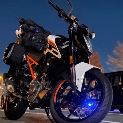 無言フォロー失礼します。 KTM 250DUKE乗り！細々とYouTubeもやっておりますので良ければ見てやって下さい🙇‍♂️