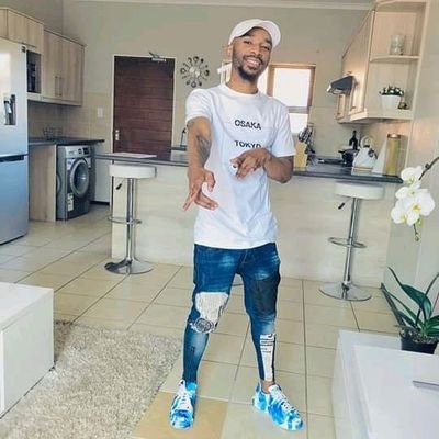 TshepoJacobs6's profile picture. with God its possible ❤🎀🌹