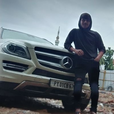 RoyapettahR's profile picture. 