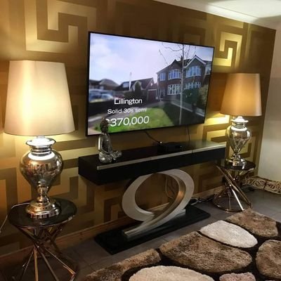 Caseydecorating's profile picture. We are a Decorating company serving Central Scotland. We cover a variety of decorating services including Painting, wallpapering and taping.