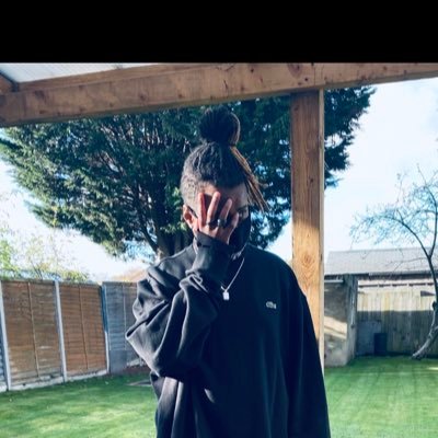 v3spamusic's profile picture. I’m a wannabe musician.