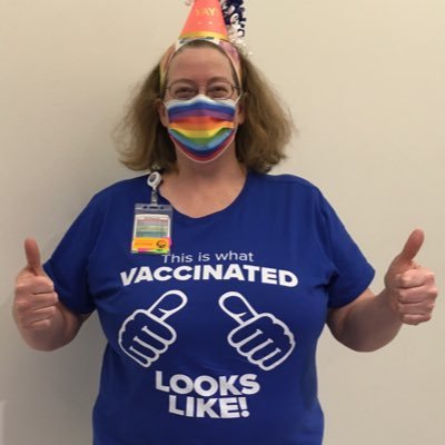 Practices Peds Emerg Med at Seattle Children's. Tweets are her own, focusing on anaphylaxis and the health & safety of children. #maskup #vaccineswork