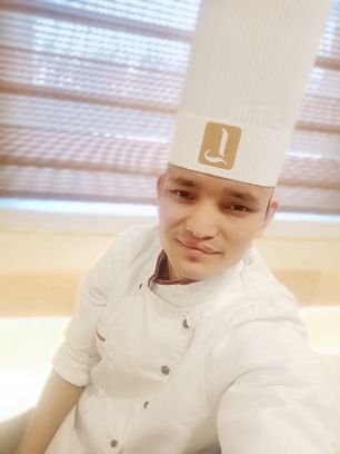 DevendarRawat12's profile picture. paudi uttarakhand