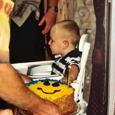 cross_hutto's profile picture. life got criss crossed totally crossed out