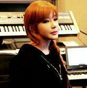 너무 인기가 많아 바쁘신 여신 박봄님을 대신해 무한 팬서비스 제공하는 박봄봇 탄생♥ 진짜 여신 박봄님 트위터는 (@harooluvstar) 입니다^^!