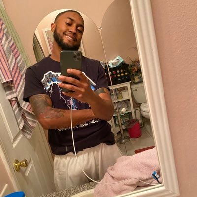 CASHAPP:$TreDaShooter2015/18+ ADULT CONTENT,DM for pricing🙏🏾.I special requests for content🤗 .☺️🥵.New content uploaded weekly😈😈@__big_spender