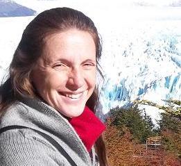 Periodista Científica - integra la Radpc - Trabaja en el CIEFAP)- Fue poductora periodística de Científicos Industria Argentina por 5 temporadas.