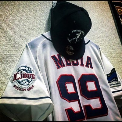 #seibulions 17,32,73 / Ernesto Mejia / @mets / @astros 30,43 / TEX 5 / @ChelseaFC / #MiaSanMia 1,42 / @OfficialASRoma