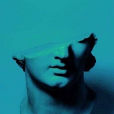 skyxxturtle's profile picture. not a poet; writing so my mind wont suffocate with its own thoughts