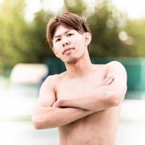 関東住み!29歳!現役格闘家&ボディーガード!XJAPANのYOSHIKI様&Toshl様にフォローされてます✌️ハジ→の助🐶の用心棒をしております😎俺に付いてこい未来はもう安泰〜🎶世界一GACKT兄様を尊敬してる男😎どんどんフォローお待ちしております!目指せ1万人フォロワー👊
