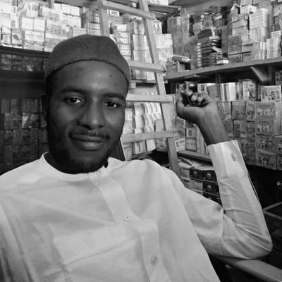 YahyaYaudahiru1's profile picture. Always be happy