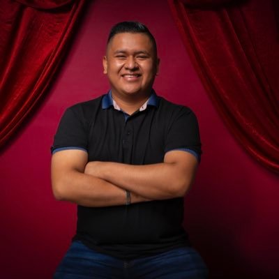 Hijo de Dios! 👑 Músico.🎶 Lo que más deseo es su presencia. 💟 Sacrificio Perfecto. ✝️