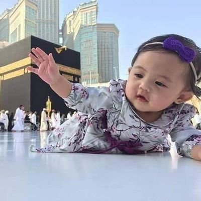 Arifin35120660's profile picture. keluarga bahagia