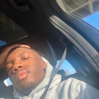 james_versace_'s profile picture. 