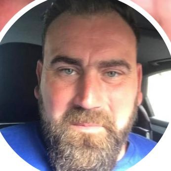 MikePub1965's profile picture. Love the the 3 kids and the missus. Drink fosters till I can’t breath. Oasis🎶